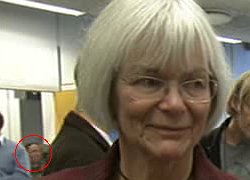 Tania und Tora (eingekreist: Tania) Tania und Tora (eingekreist: Tania)