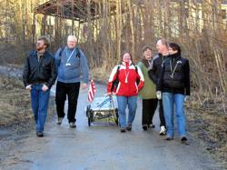 Lustige Kohlfahrer an der Glomma