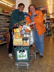 Annemiek und Tania: Kleiner Pfingsteinkauf